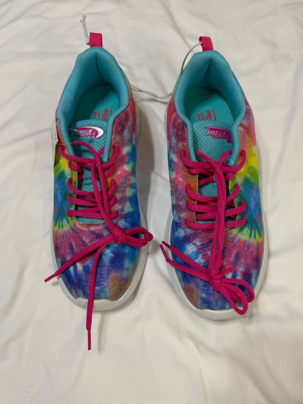 BRAND NEW NWT MTA SPORT TIE DYE TENNIS SHOES SNEAKERS - VERY COLORFUL - SIZE 8.5